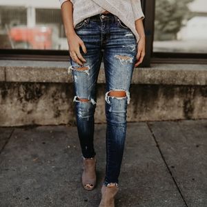 Universal Frayed Skinny
